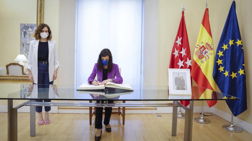 Isabel Díaz Ayuso durante su reunión con Mariya Gabriel