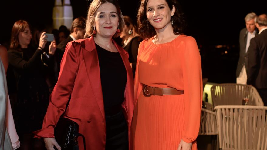 Isabel Díaz Ayuso con Marta Rivera en la inauguración del hotel RIU