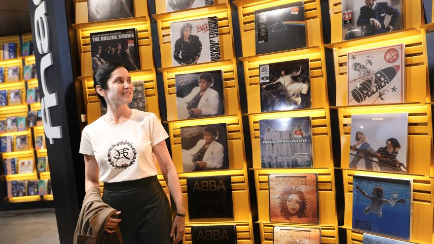 Díaz Ayuso en la reinauguración de FNAC Callao La presidenta Isabel Díaz Ayuso durante la reinauguración