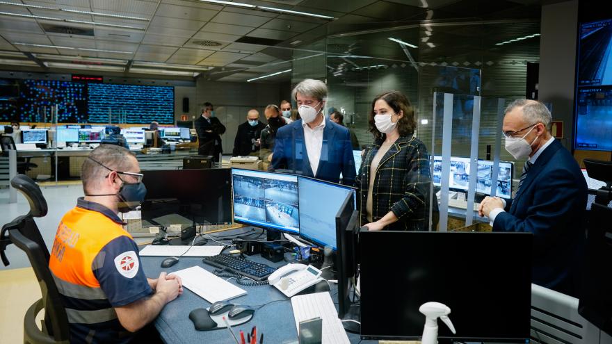 Díaz Ayuso supervisa el operativo de Metro de Madrid en Nochevieja y Año Nuevo