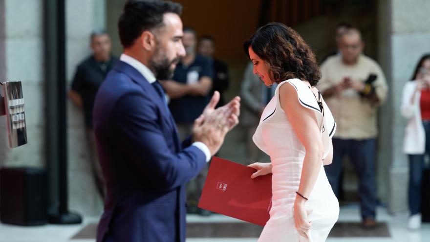 La presidenta Isabel Díaz Ayuso durante la entrega de la Medalla de Oro de la Comunidad de Madrid a Dani Carvajal 