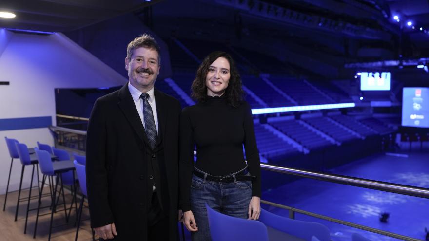 La presidenta Isabel Díaz Ayuso durante su visita a las instalaciones