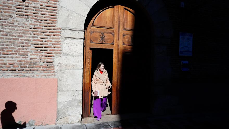 Marta Rivera durante la visita