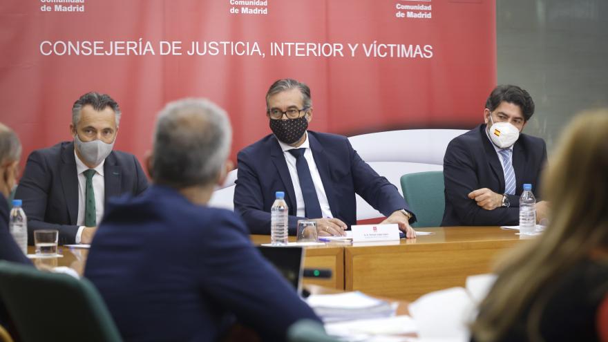 Enrique López y David Pérez han presidido la reunión de seguimiento de la Comisión de Apoyo a las Fuerzas y Cuerpos de Seguridad 