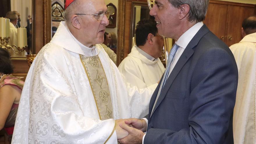 Garrido participa en los actos de la festividad de La Paloma
