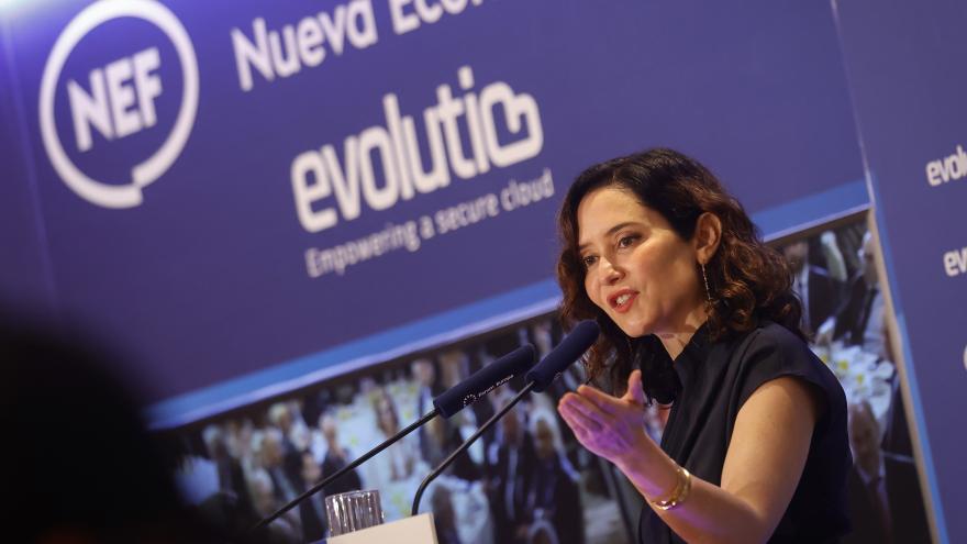 La presidenta Isabel Díaz Ayuso durante el desayuno informativo del Fórum Europa