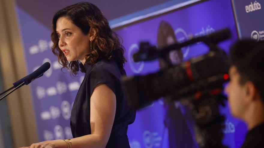 La presidenta Isabel Díaz Ayuso durante el desayuno informativo del Fórum Europa