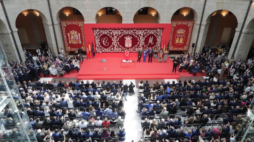 Imagen de la presidenta de la Comunidad de Madrid, Isabel Díaz Ayuso, durante la toma de posesión