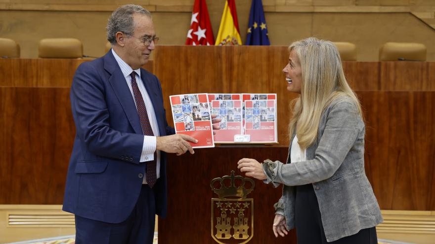 Albert registra en la Asamblea regional el proyecto de Ley de los Presupuestos Generales para 2026 La consejera Rocío Albert durante el registro en la Asamblea regional