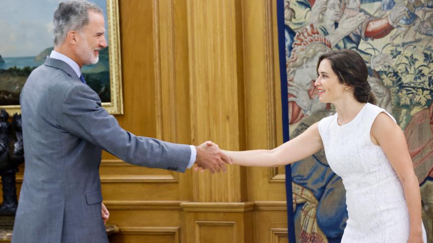 La presidenta Isabel Díaz Ayuso es recibida en audiencia por Su Majestad el Rey Felipe VI