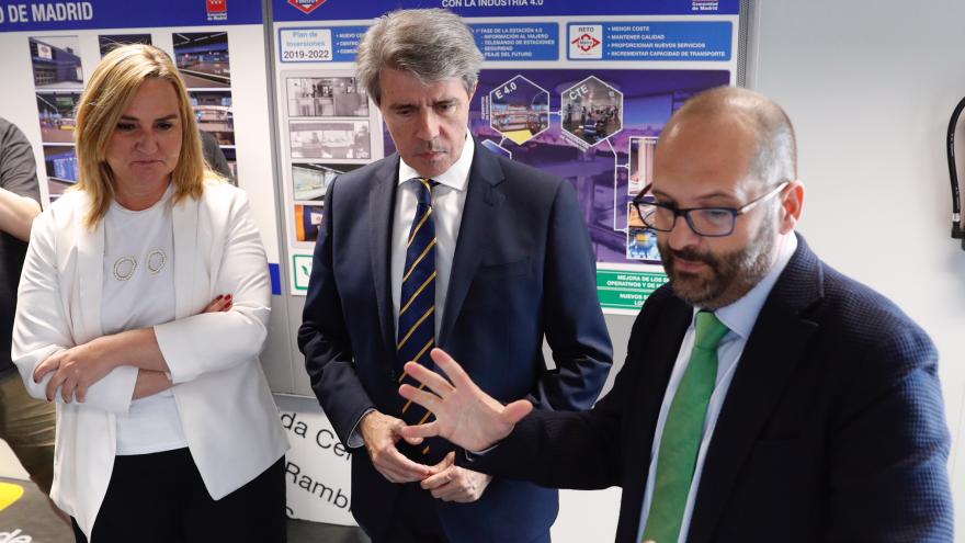 Garrido visita el Centro Tecnológico de la Estación 4.0 donde se prueban los sistemas de las estaciones de Metro de Madrid para las próximas décadas