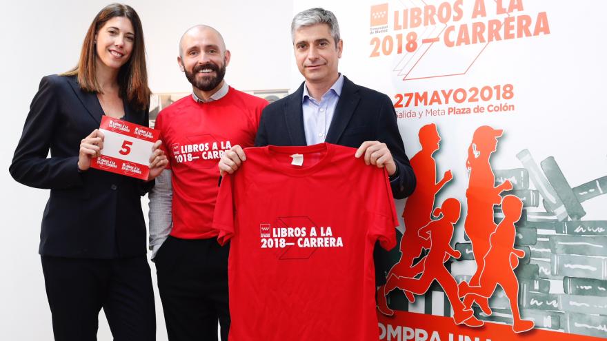 Jaime de los Santos presenta la edición de ‘Libros a la carrera’