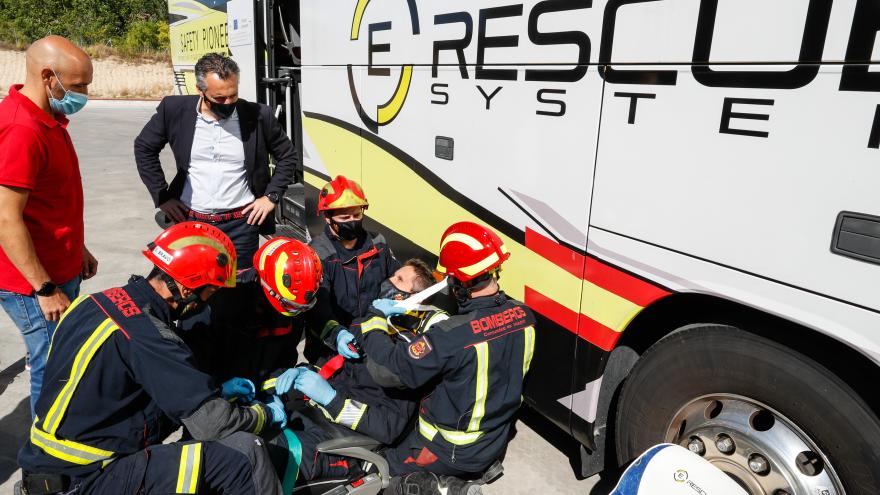 Carlos Novillo en una jornada de seguridad vial en el Parque de Bomberos de Alcobendas