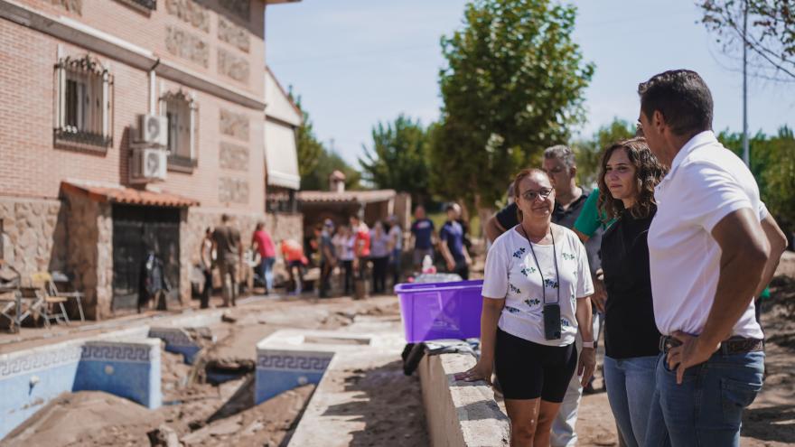 La presidenta recorriendo el municipio