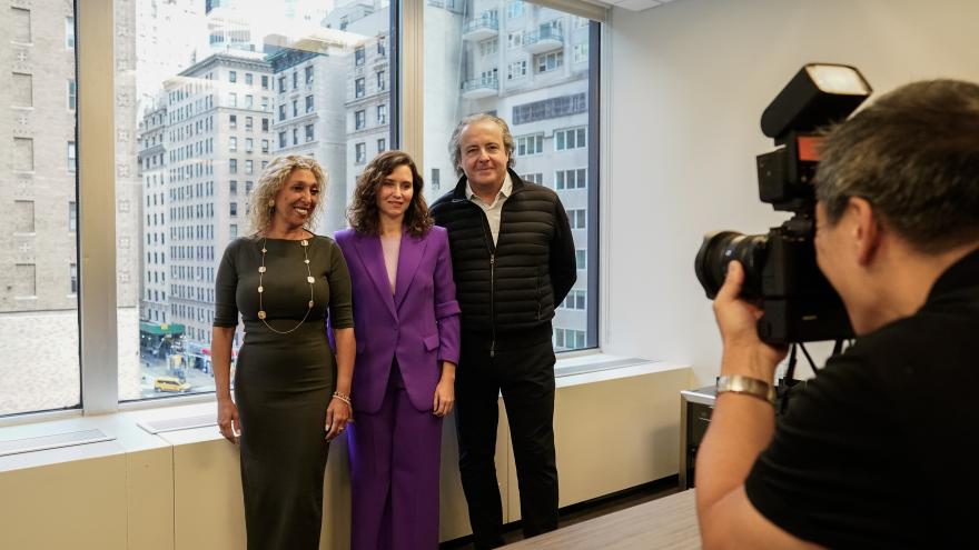 La presidenta Isabel Díaz Ayuso durante su visita