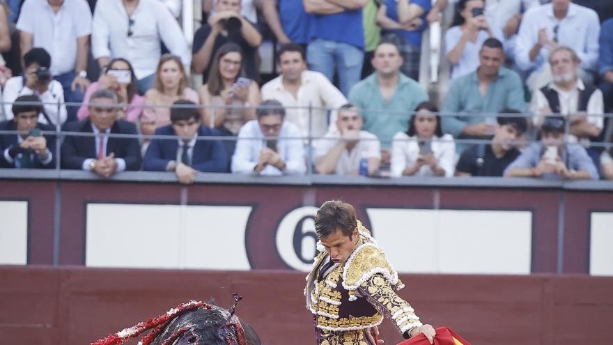 El Juli toreando