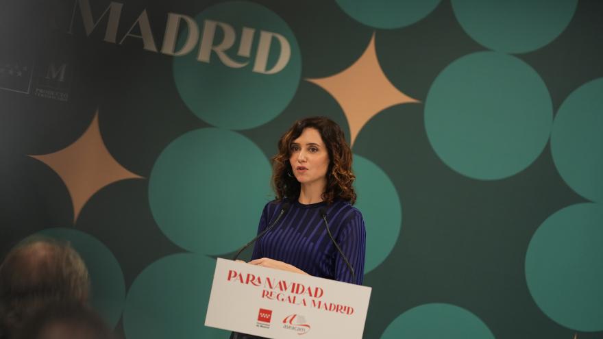 La presidenta Isabel Díaz Ayuso durante la presentación de la campaña Para Navidad, regala Madrid 