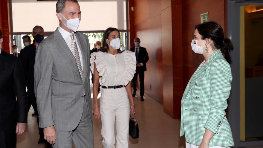 Díaz Ayuso participa en la inauguración de la Feria Internacional de Turismo FITUR 2021 presidida por SSMM los Reyes Díaz Ayuso participa en la inauguración de la Feria Internacional de Turismo FITUR 2021 presidida por SSMM los Reyes .