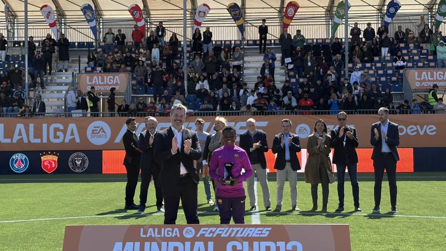 Mariano de Paco Serrano en la final del Mundial Sub 12 de fútbol 