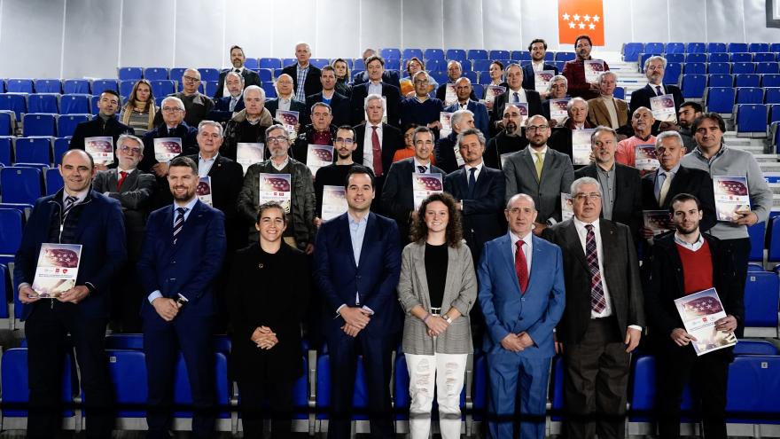 Ignacio Aguado durante la firma del manifiesto “Comunidad de Madrid dice NO a la Violencia en el Deporte” 