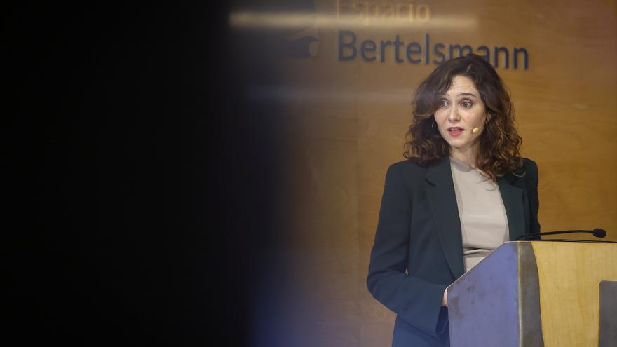 La presidenta Isabel Díaz Ayuso durante la presentación del libro La Temeraria