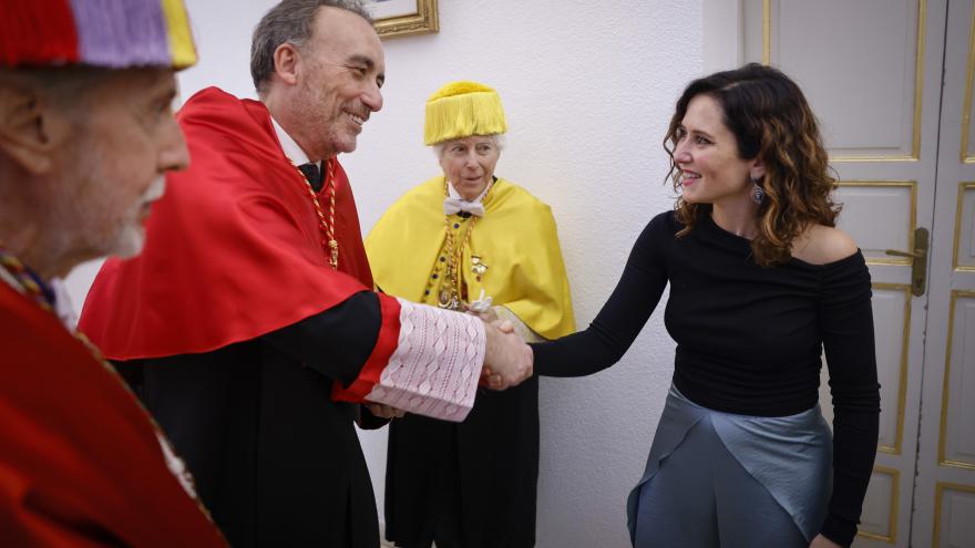 Isabel Díaz Ayuso en el Paraninfo de la Universidad Complutense