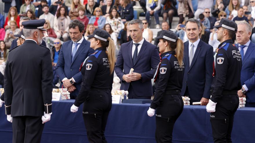 El consejero Carlos Novillo en el Instituto de Formación Integral en Seguridad y Emergencias 