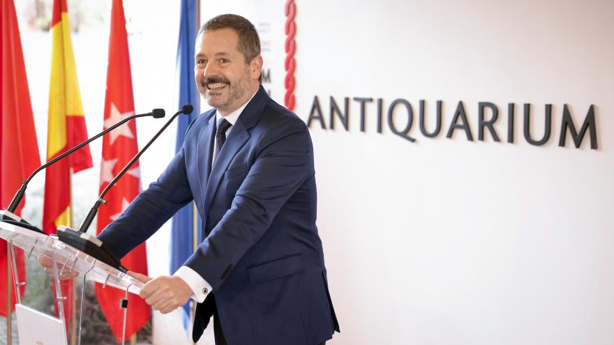 El consejero Mariano de Paco Serrano durante la inauguración de Antiquarium Complutum