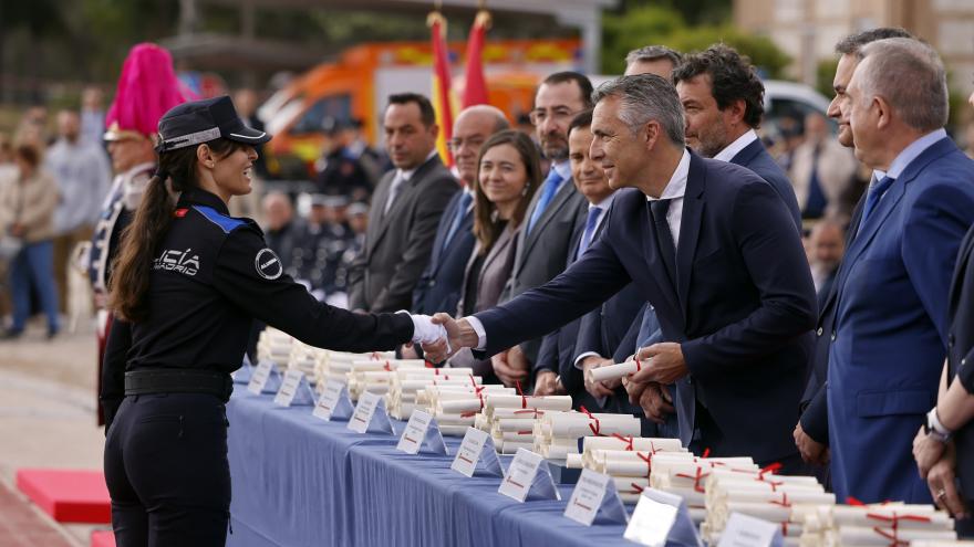 El consejero Carlos Novillo en el Instituto de Formación Integral en Seguridad y Emergencias 