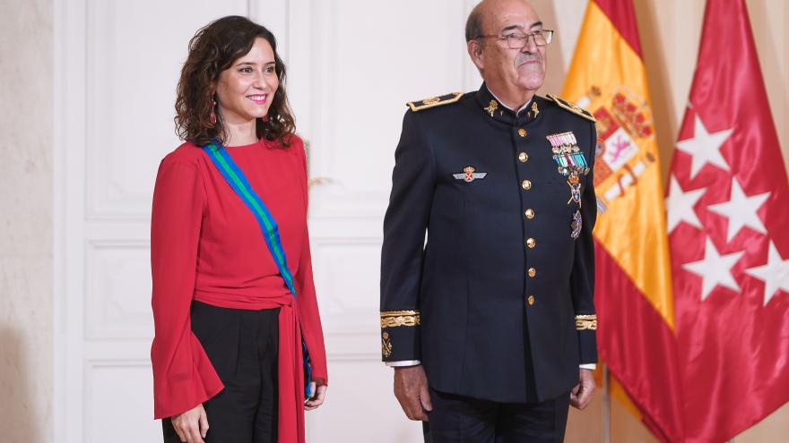 La presidenta Isabel Díaz Ayuso es reconocida como Gran Dama de los Reales Tercios de España