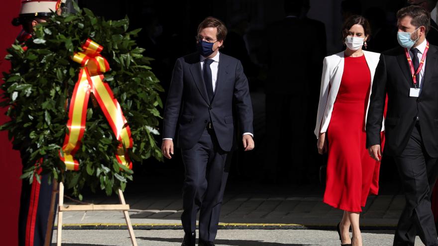 Díaz Ayuso, con Sus Majestades los Reyes en la celebración de la Fiesta Nacional