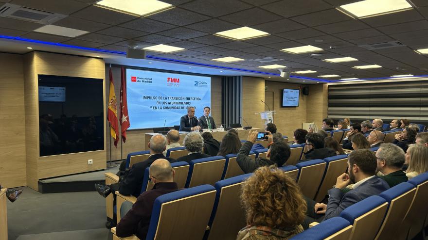 El consejero Carlos Novillo durante la jornada