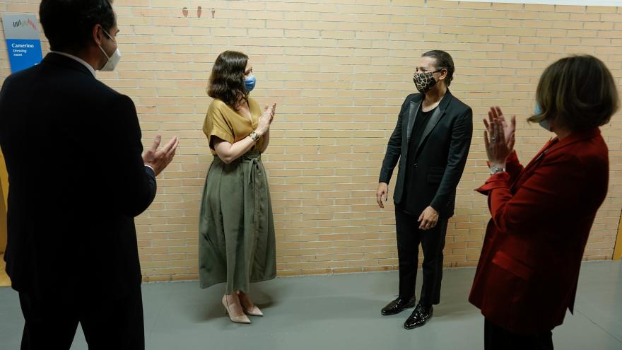 Isabel Díaz Ayuso asiste a un pase en los Teatros del Canal