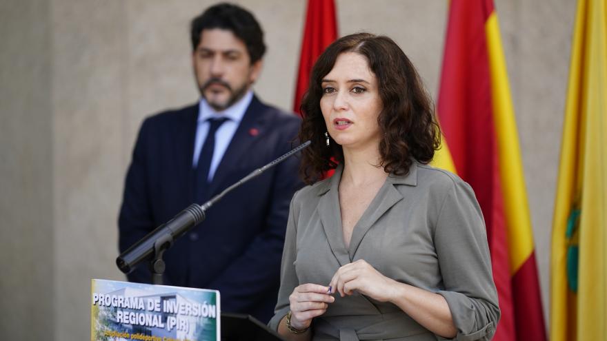 Isabel Díaz Ayuso durante su visita a Collado Villalba