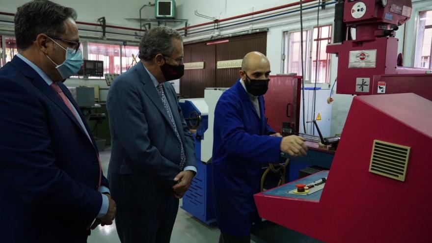 Orientamos la Formación Profesional hacia los empleos del futuro con la puesta enmarcha de las aulas tecnológicas Maker-Labs 