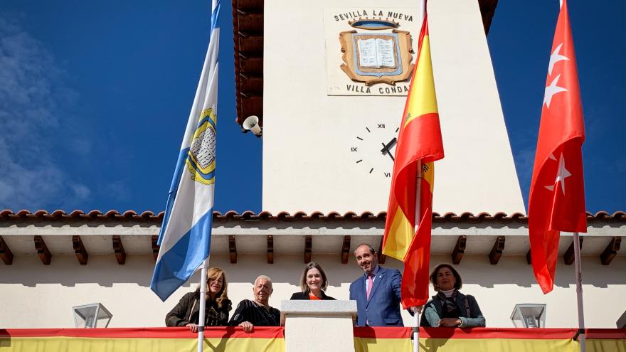 Marta Rivera visita Sevilla la Nueva