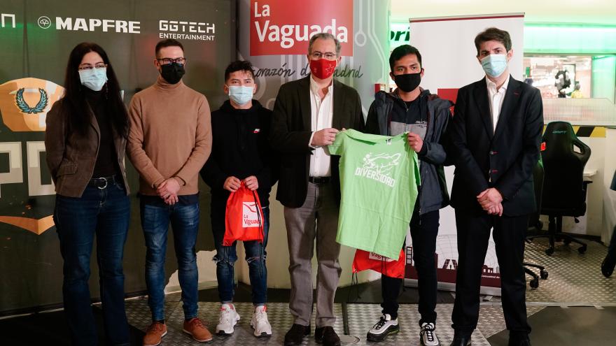 Ossorio entrega premios IE SPort 1
