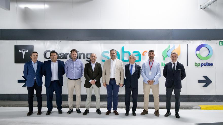 El consejero Jorge Rodrigo en las nuevas zonas del aparcamiento de la estación de Metro Nuevos Ministerios
