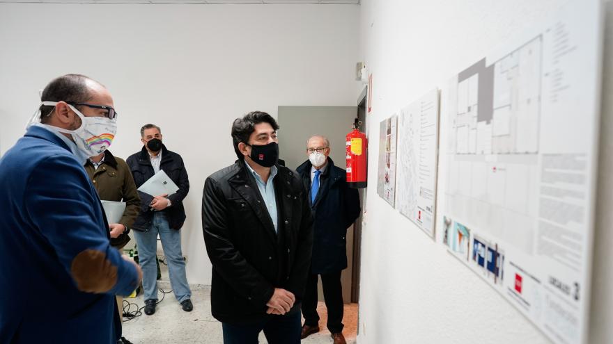 PÉREZ  VISITA DOS LOCALES COMERCIALES DE LA AGENCIA DE VIVIENDA SOCIAL (AVS) CEDIDOS A LA  FUNDACIÓN AUCAVI 