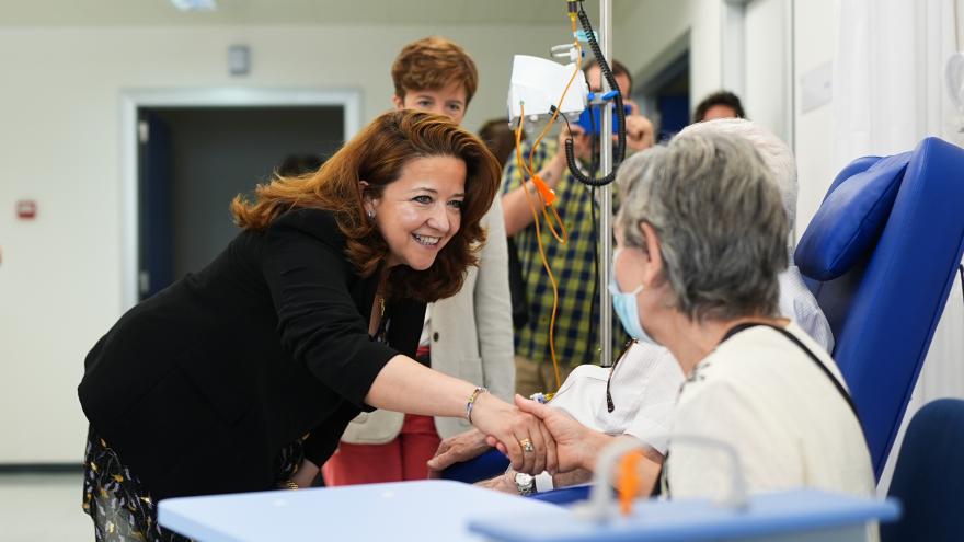 La consejera Fátima Matute durante su visita al Hospital público Universitario del Henares