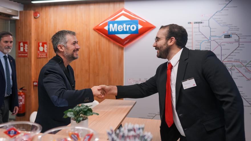 García Martín participa en el acto de conmemoración del centenario de la estación de Metro Ópera El consejero Miguel Ángel García Martín en el acto de conmemoración del centenario de la estación de Metro Ópera