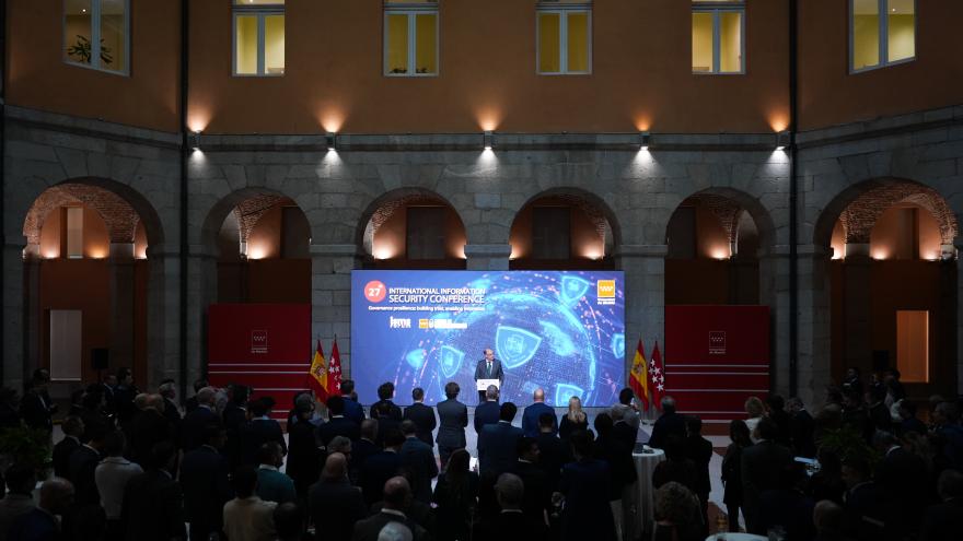 El consejero Miguel López-Valverde durante la presentación del evento en la Real Casa de Correos
