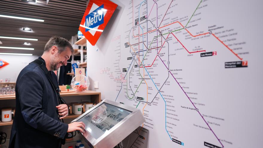 García Martín participa en el acto de conmemoración del centenario de la estación de Metro Ópera El consejero Miguel Ángel García Martín en el acto de conmemoración del centenario de la estación de Metro Ópera