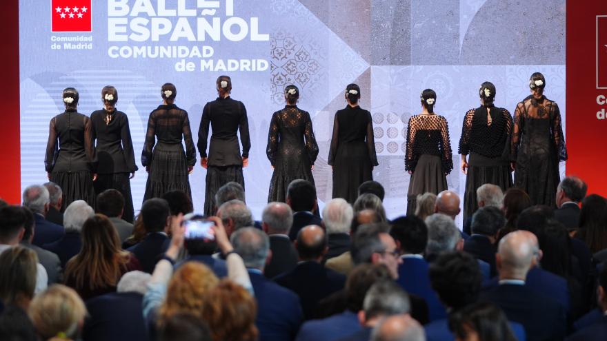 Grupo flamenco en el acto del Día de Madrid en FITUR 2025