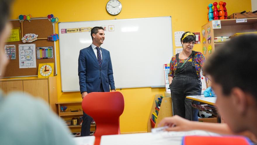 Viciana visita el CPEE Miguel de Unamuno El consejero Emilio Viciana durante su visita al CPEE Miguel de Unamuno