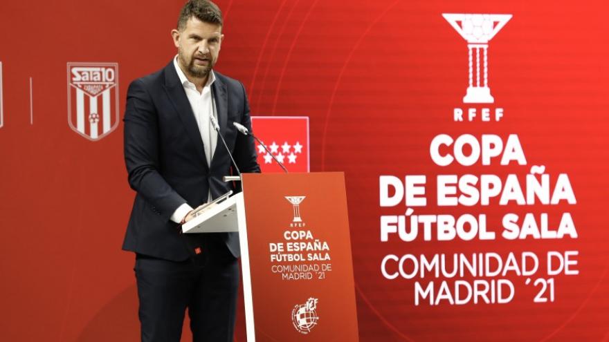 Roberto Nuñez en el sorteo de la Copa de España 2021