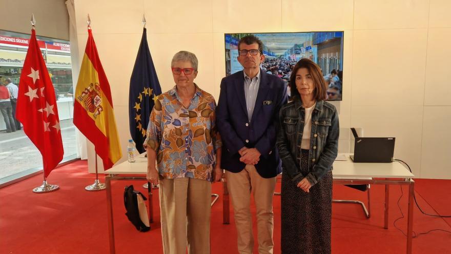 El director general Bartolomé González explica el estudio Impacto de la Feria del Libro de Madrid de 2024