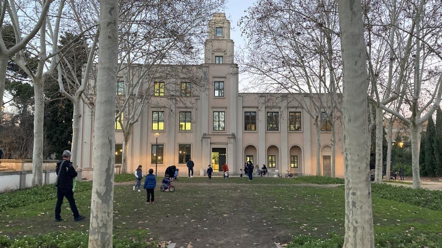 Palacete de la Quinta de los Molinos imagen palacete en el jardín