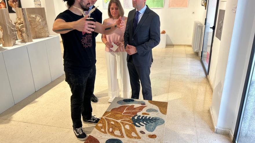 La Comunidad de Madrid oferta 850 nuevas plazas en sus centros públicos de enseñanzas de Artes Plásticas y Diseño El consejero de Educación, Ciencia y Universidades