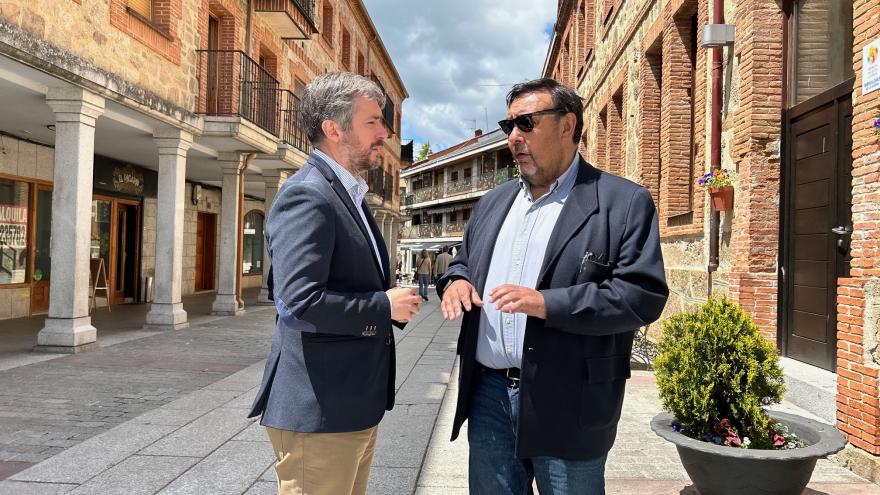 La Comunidad de Madrid destina tres millones del Programa de Inversión Regional a Miraflores de la Sierra para mejorar sus infraestructuras El consejero García Martín